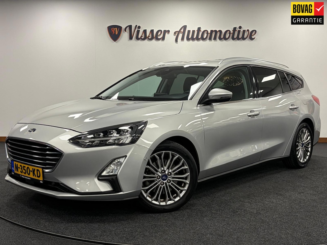 Ford Focus Wagon - 1.5 EcoBoost Vignale*Winterpakket*Automaat*CruiseControl*PDC*LED* - AutoWereld.nl