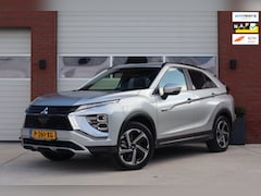 Mitsubishi Eclipse Cross - 2.4 PHEV Intense+ Dealeronderhouden - 1e eigenaar - Trekhaak - Camera - Stoelverwarming