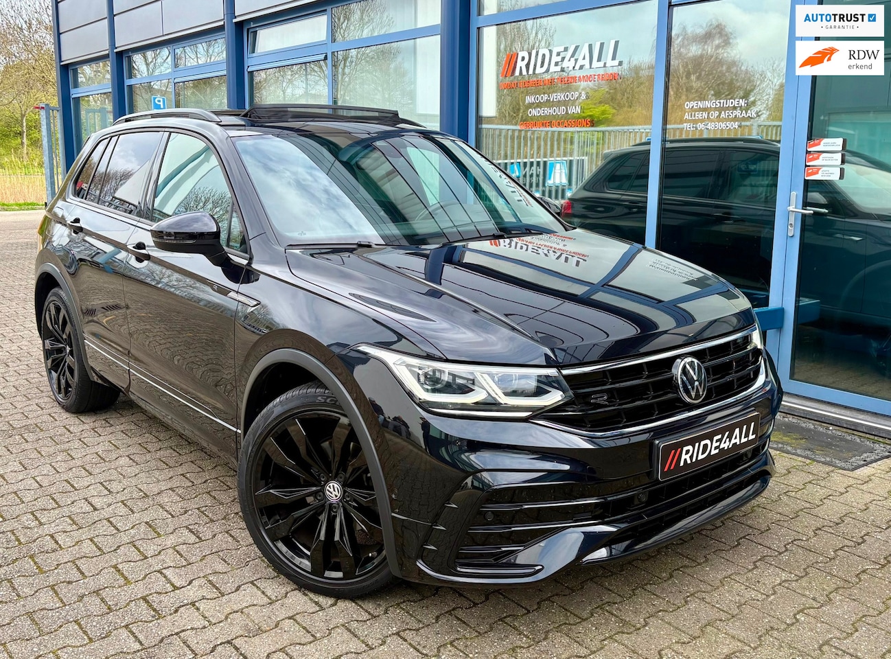 Volkswagen Tiguan - 1.5 TSI R-Line/PANO/CARPLAY/HEADUP!! - AutoWereld.nl