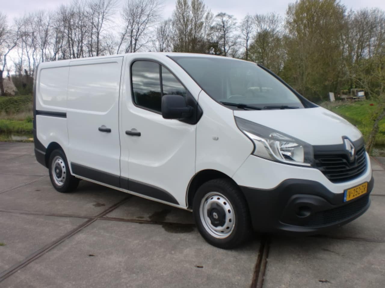 Renault Trafic - 1.6 dCi 95pk BJ2019 EU6 START&STOPLEASE€137 - AutoWereld.nl