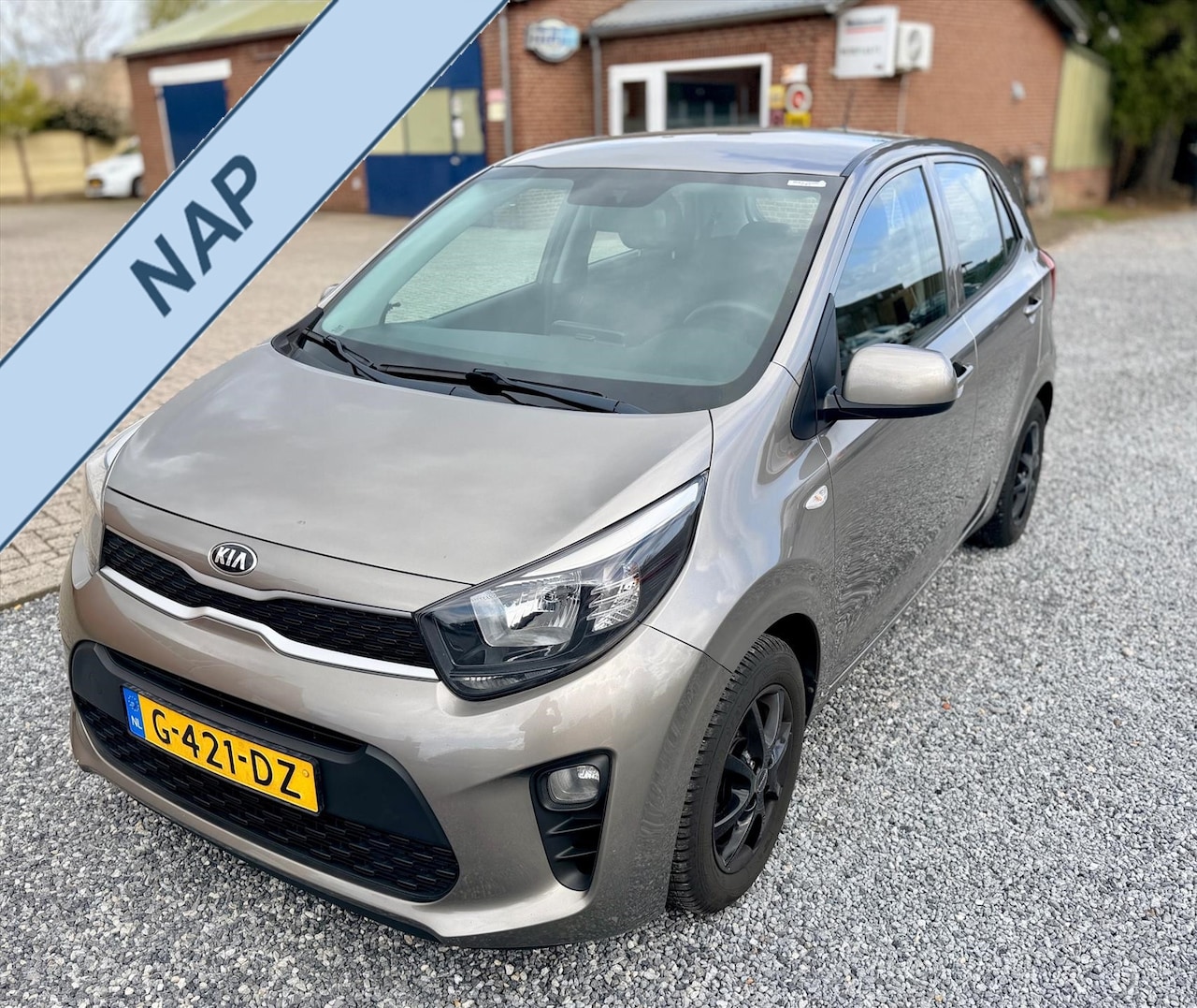 Kia Picanto - 1.0 MPi ComfortLine, Bluetooth, Sportvelgen, Airco, Metallic - AutoWereld.nl