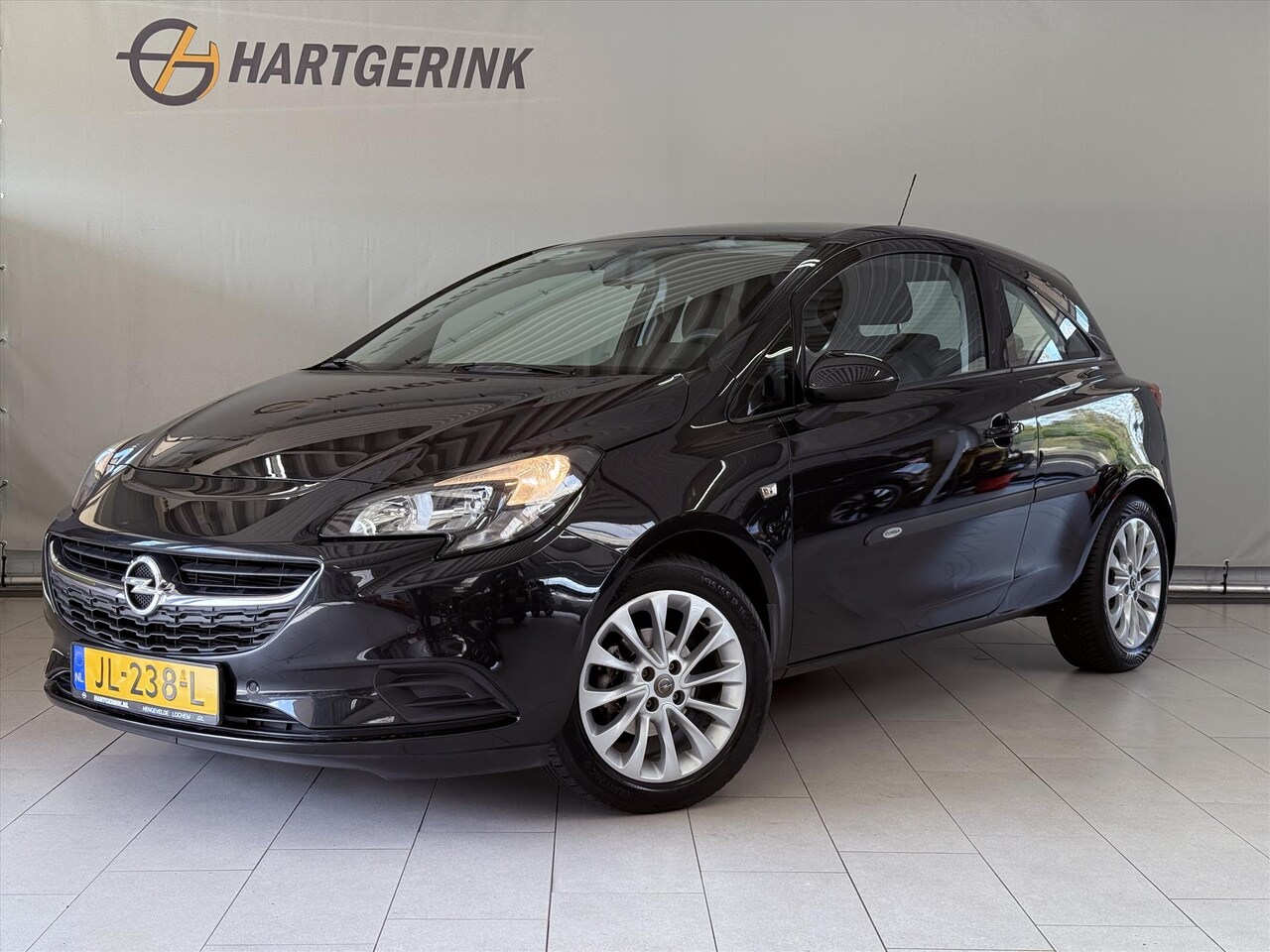 Opel Corsa - 3drs 1.4i 90pk Edition Automaat *Airco / PDC / LMV - AutoWereld.nl