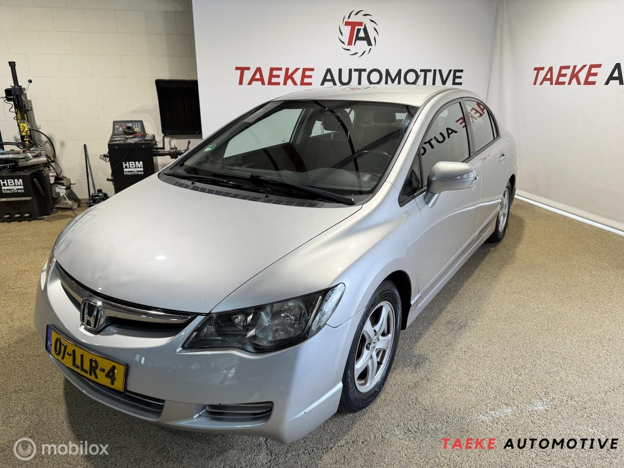 Honda Civic - 1.3 Hybrid Elegance Automaat/Clima/Cruise/Nap - AutoWereld.nl