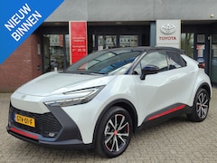 Toyota C-HR - 2.0 Plug-in Hybrid 220 FIRST EDITION TREKHAAK STOEL/STUURVERW 360° CAMERA KEYLESS NAVI 18'