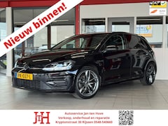 Volkswagen Golf - 1.5 TSI Highline Business R-Line*Virtual cockpit*Automaat*Cruise*NAP