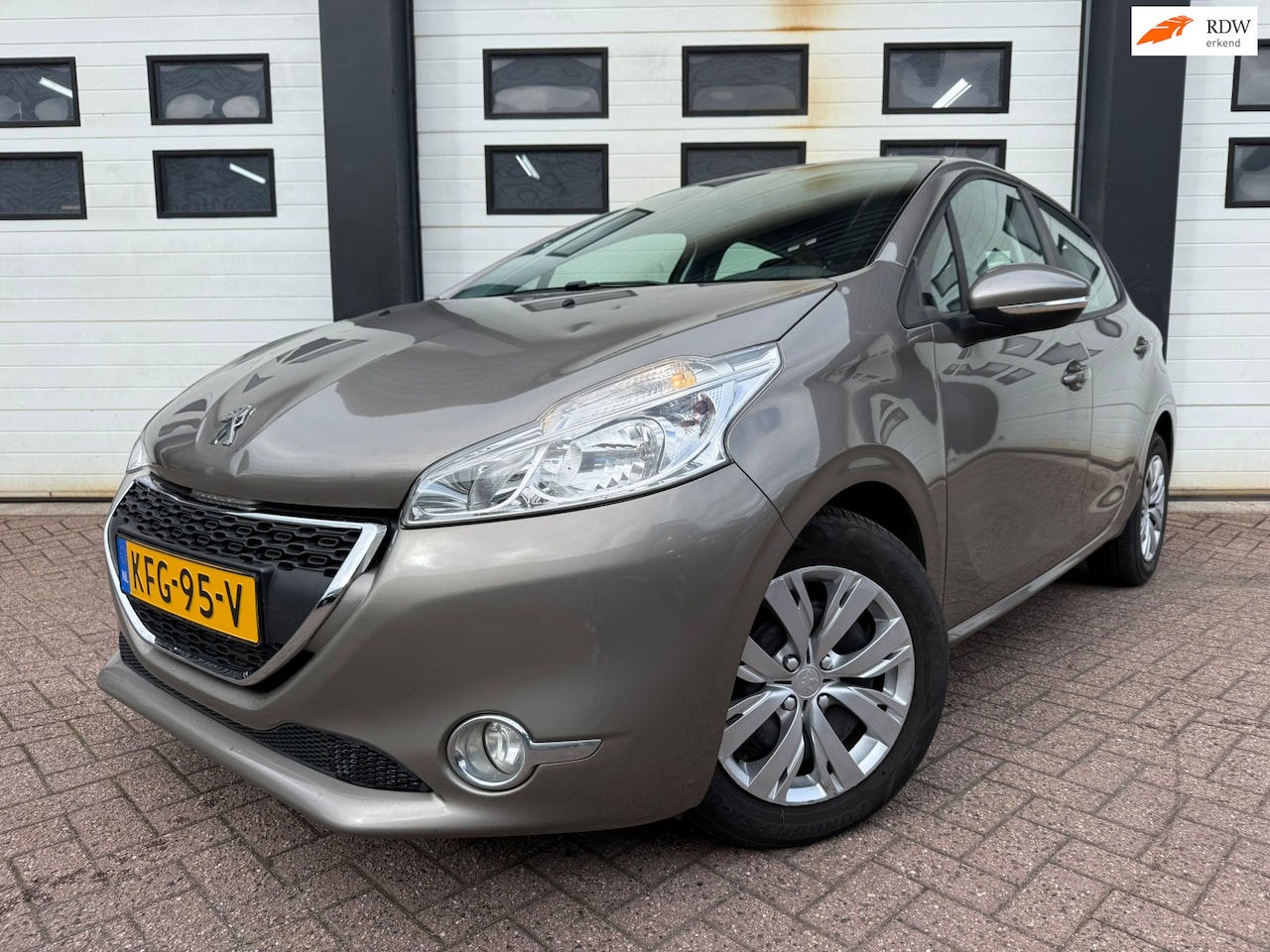 Peugeot 208 - 1.0 PureTech|Airco|Nieuwe riem - AutoWereld.nl