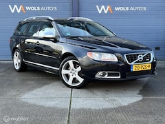 Volvo V70 - 2.0T R-Edition / NETJES / APK 04-2027 / 2e EIGENAAR