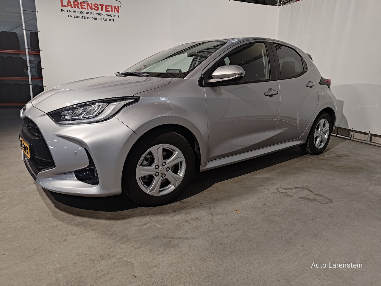 Toyota Yaris - 1.5 Hybrid 116pk First Edition Carplay / A.Cam./ Adapt. Cruise C / Climate C./ Winter Pack - AutoWereld.nl