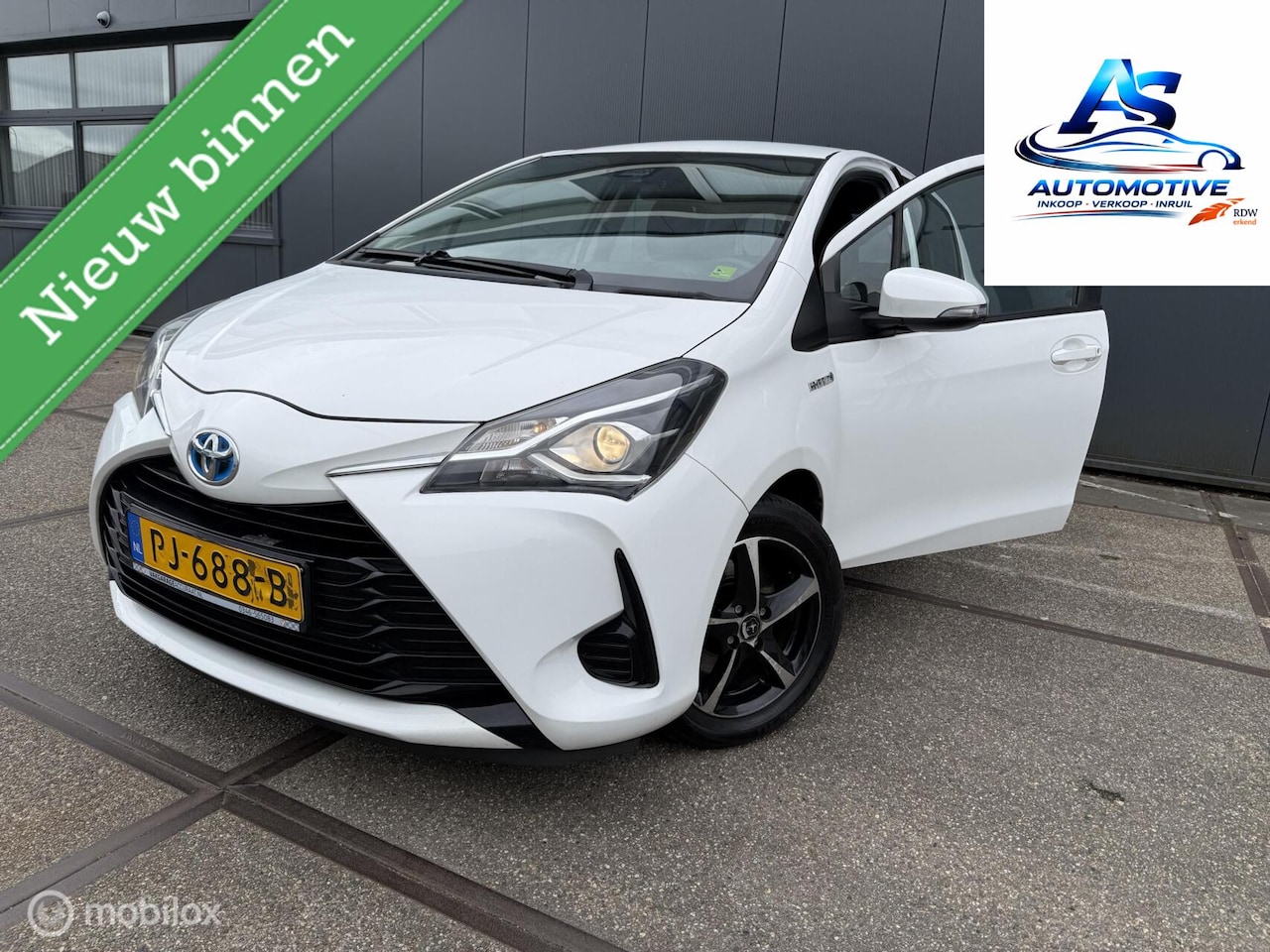 Toyota Yaris - 1.5 Hybrid Aspiration 1.5 Hybrid Aspiration - AutoWereld.nl