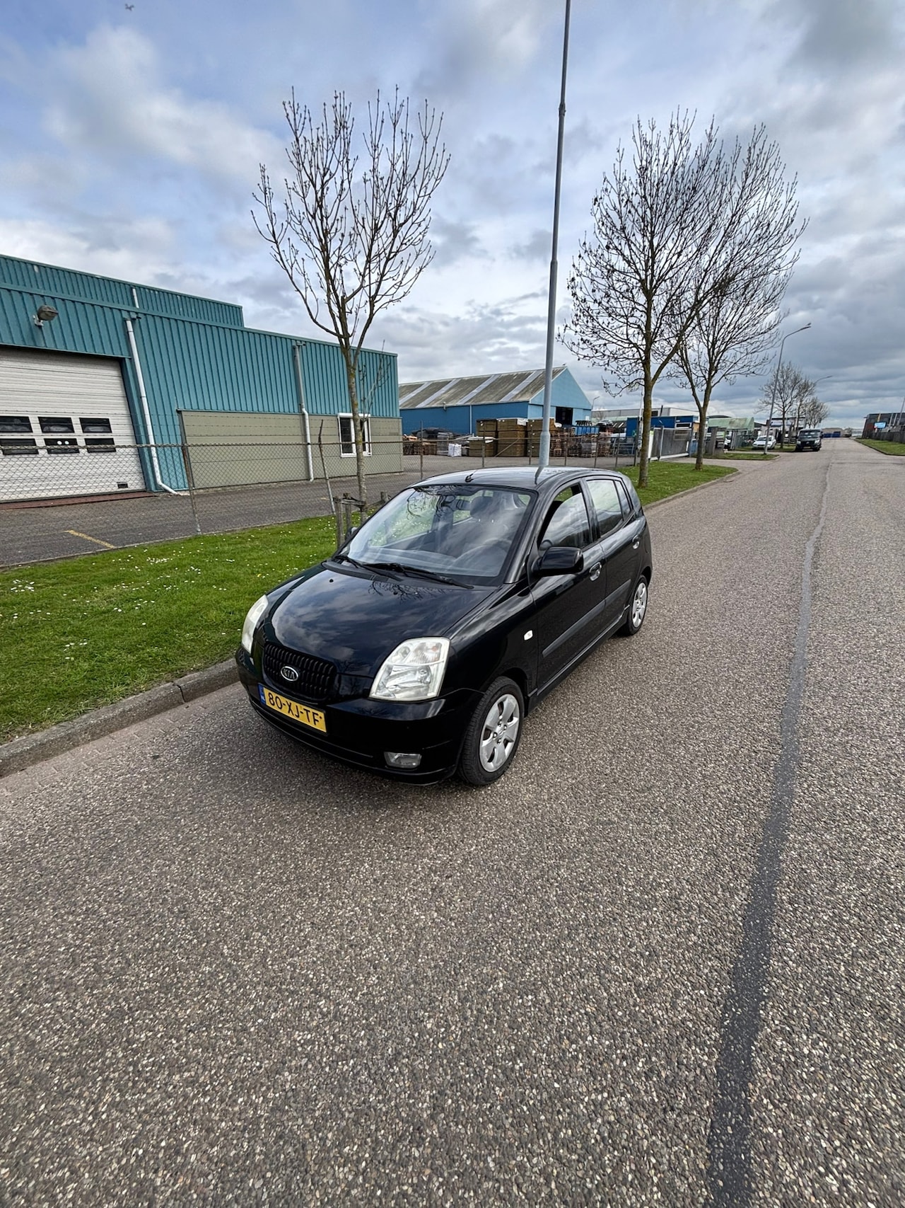Kia Picanto - 1.0 D-light AIRCO incl NIEUWE APK - AutoWereld.nl