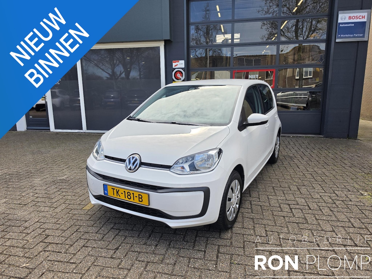 Volkswagen Up! - 1.0 BMT move up! / Airco/ Navigatie via App/ Bluetooth/ Elektrische ramen - AutoWereld.nl