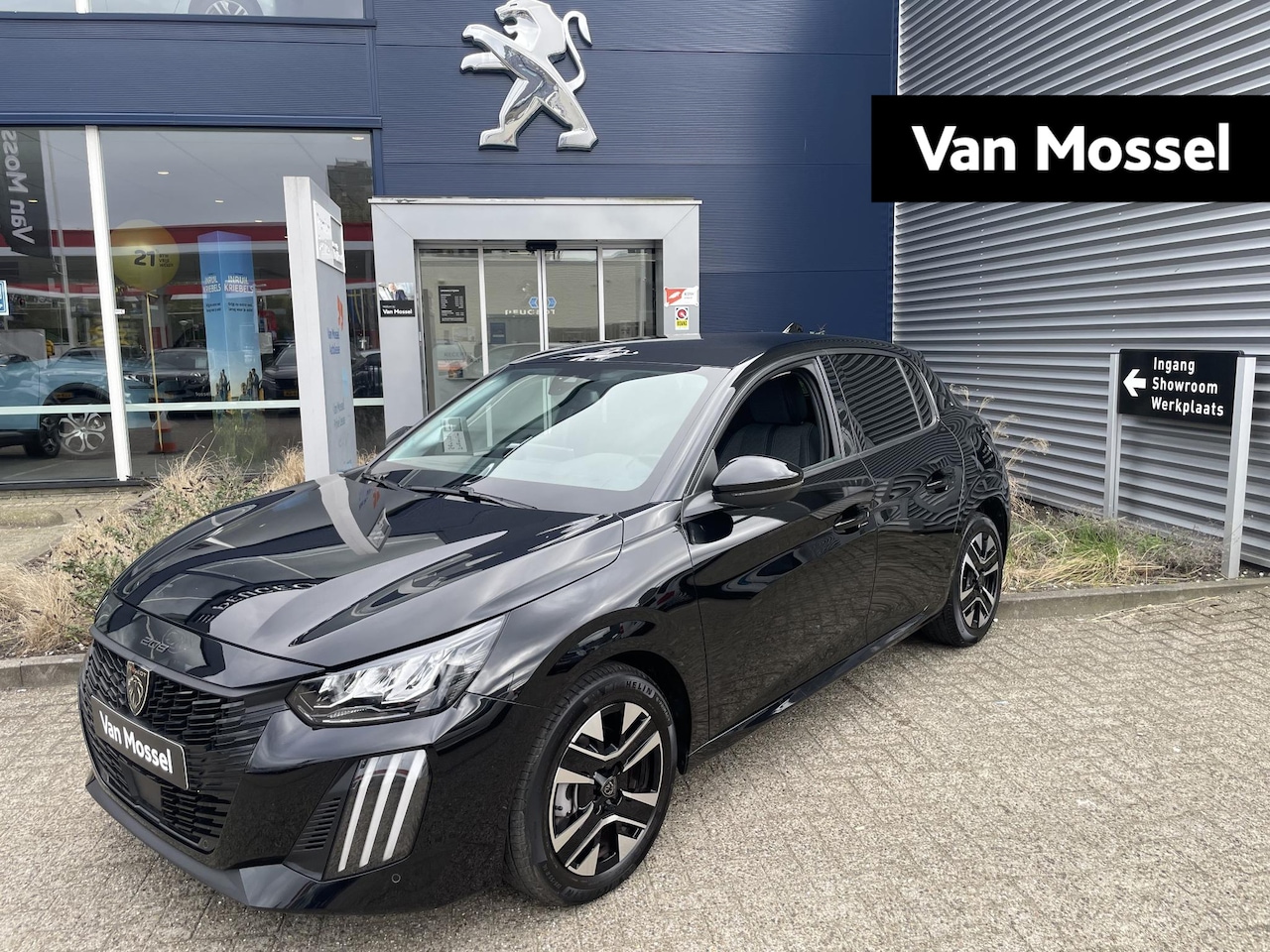 Peugeot 208 - 1.2 PureTech 100 Allure | Apple Carplay/Android Auto | Parkeersensoren | Lichtmetalen velg - AutoWereld.nl