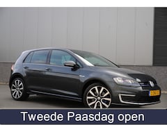 Volkswagen Golf - 1.4 TSI GTE Plug In Hybrid/Leder/Cruise/Trekhaak/Camera/LED/18"