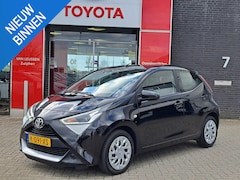 Toyota Aygo X - X-PLAY AIRCO CAMERA SNELHEIDSBEGRENZER