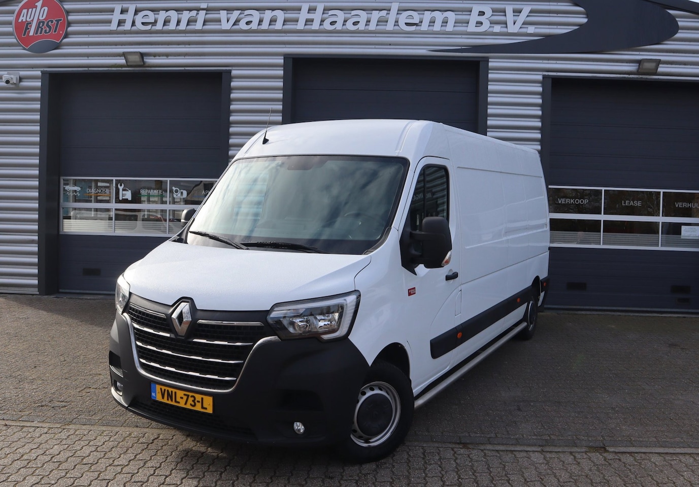 Renault Master - T35 2.3 dCi 150 L3H2 Energy Comfort | NAP | Navigatie | Cruise control | Camera | Betimmer - AutoWereld.nl