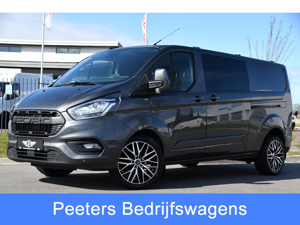Ford Transit Custom - 300 2.0 TDCI L2H1 Limited DC PB Edition Camera, Cruise, Carplay, 170pk, 2 x Schuifdeur, LE - AutoWereld.nl