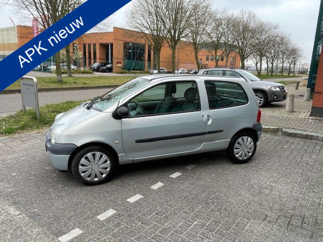 Renault Twingo - 1.2 | 3 MND GARANTIE |APK TM 22/04/2027 | BJ 2007 | EL.RAMEN. DISTRIBUTIE RIEM VV KM 18879 - AutoWereld.nl