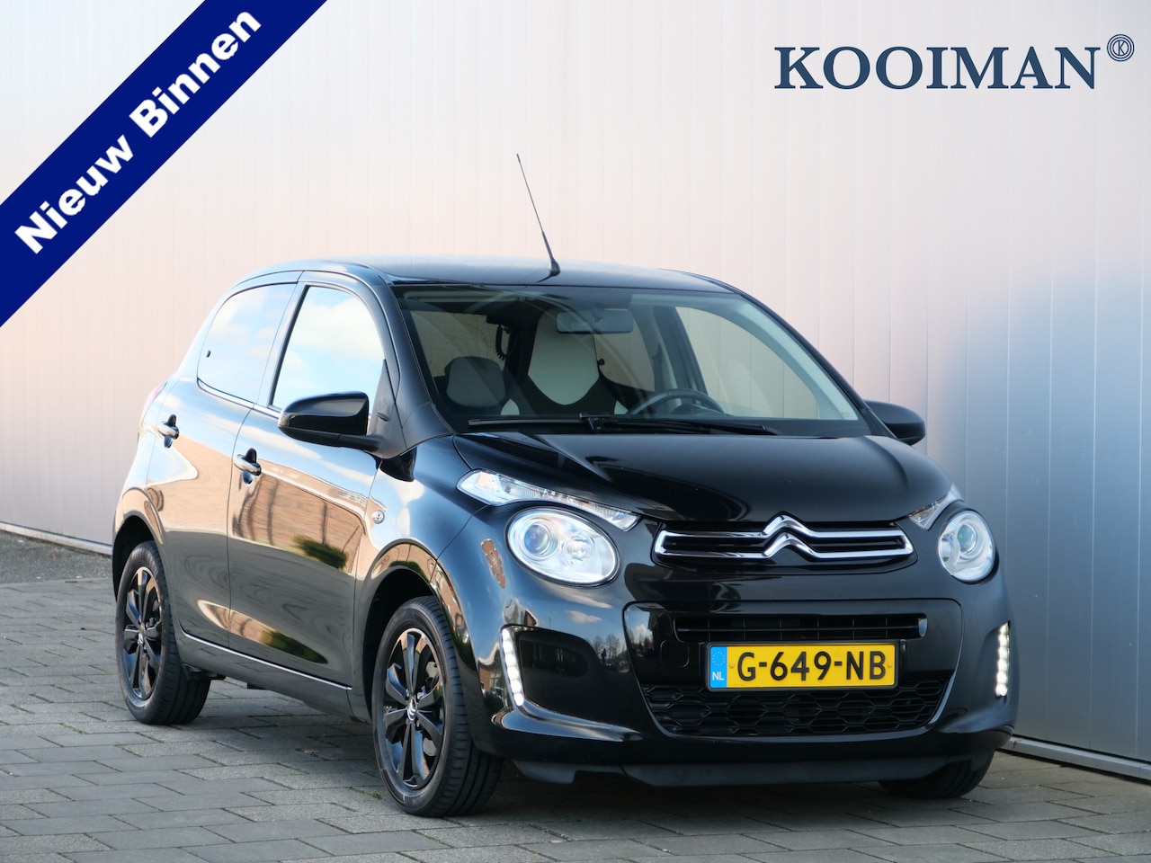 Citroën C1 - 1.0 VTi Shine 73 Pk DAB / Apple Carplay / Camera - AutoWereld.nl