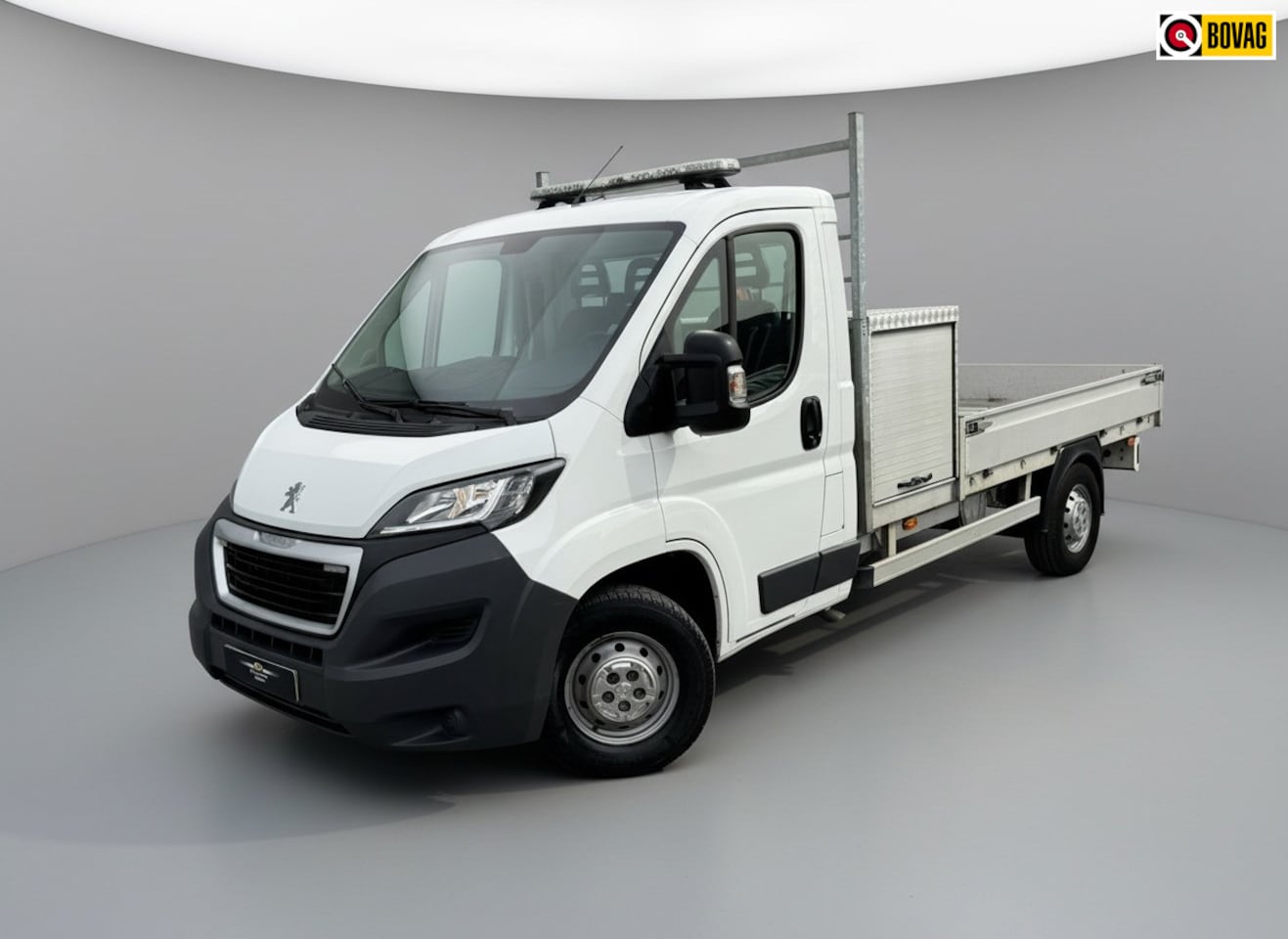 Peugeot Boxer - 333 2.0 BlueHDI L2S * Laadkraan * Pickup * Airco * Trekhaak * - AutoWereld.nl