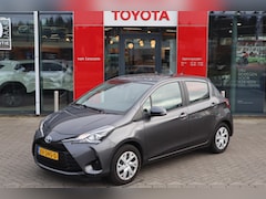 Toyota Yaris - 1.5 HYBRID 5-DEURS NAVIGATIE CRUISE CLIMA AFN-TREKHAAK DEALERONDERHOUDEN