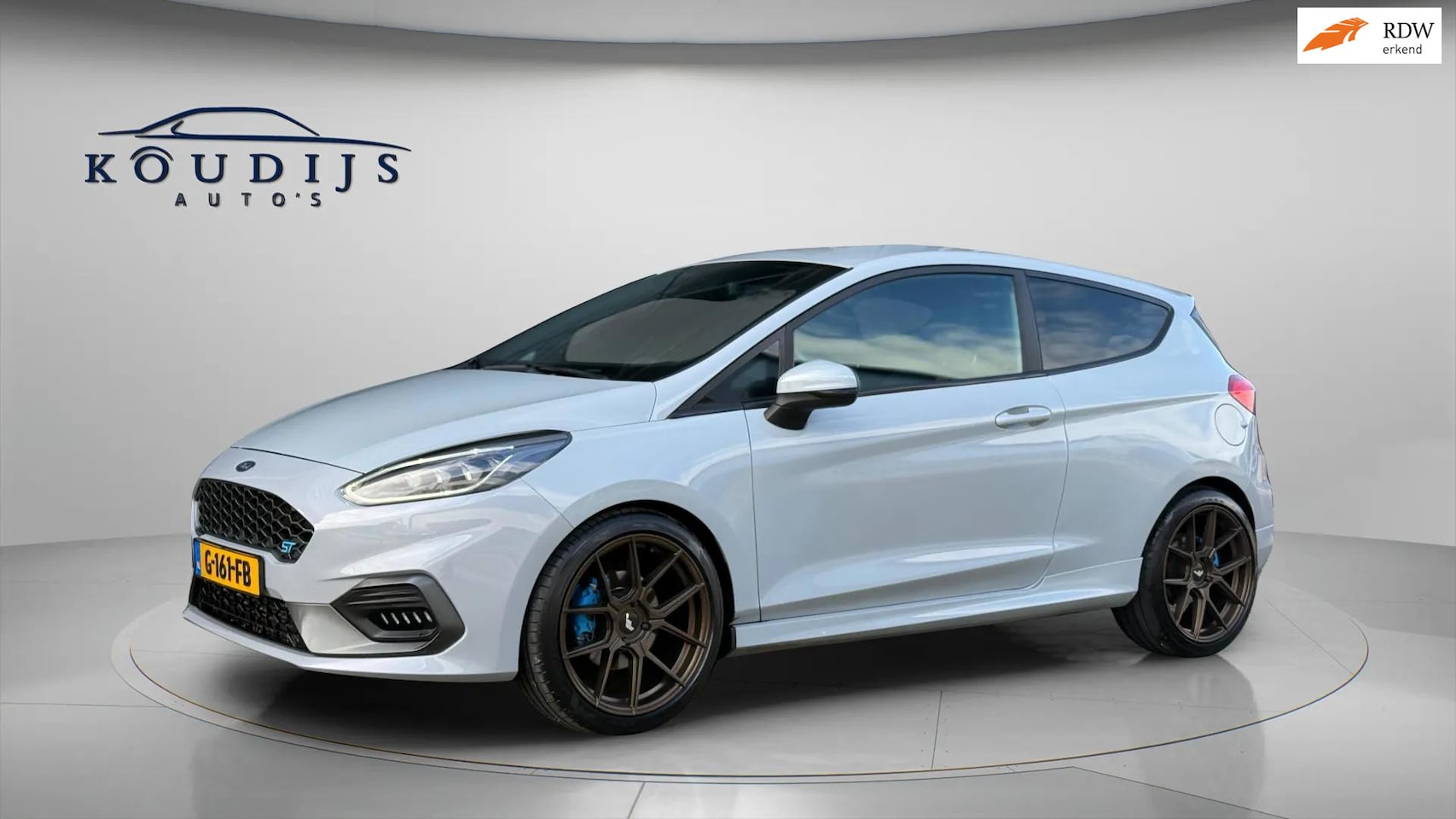 Ford Fiesta - 1.5 EcoBoost ST-3 1.5 EcoBoost ST-3 200PK, Winter Pack, Recaro, B&O, Camera, Keyless, Carplay, Stoelverwarmi - AutoWereld.nl