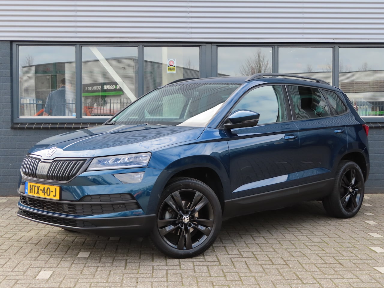Skoda Karoq - 1.5 TSI ACT Style DSG | stoelverwarming | full led | parkeersensoren voor + achter | DAB - AutoWereld.nl