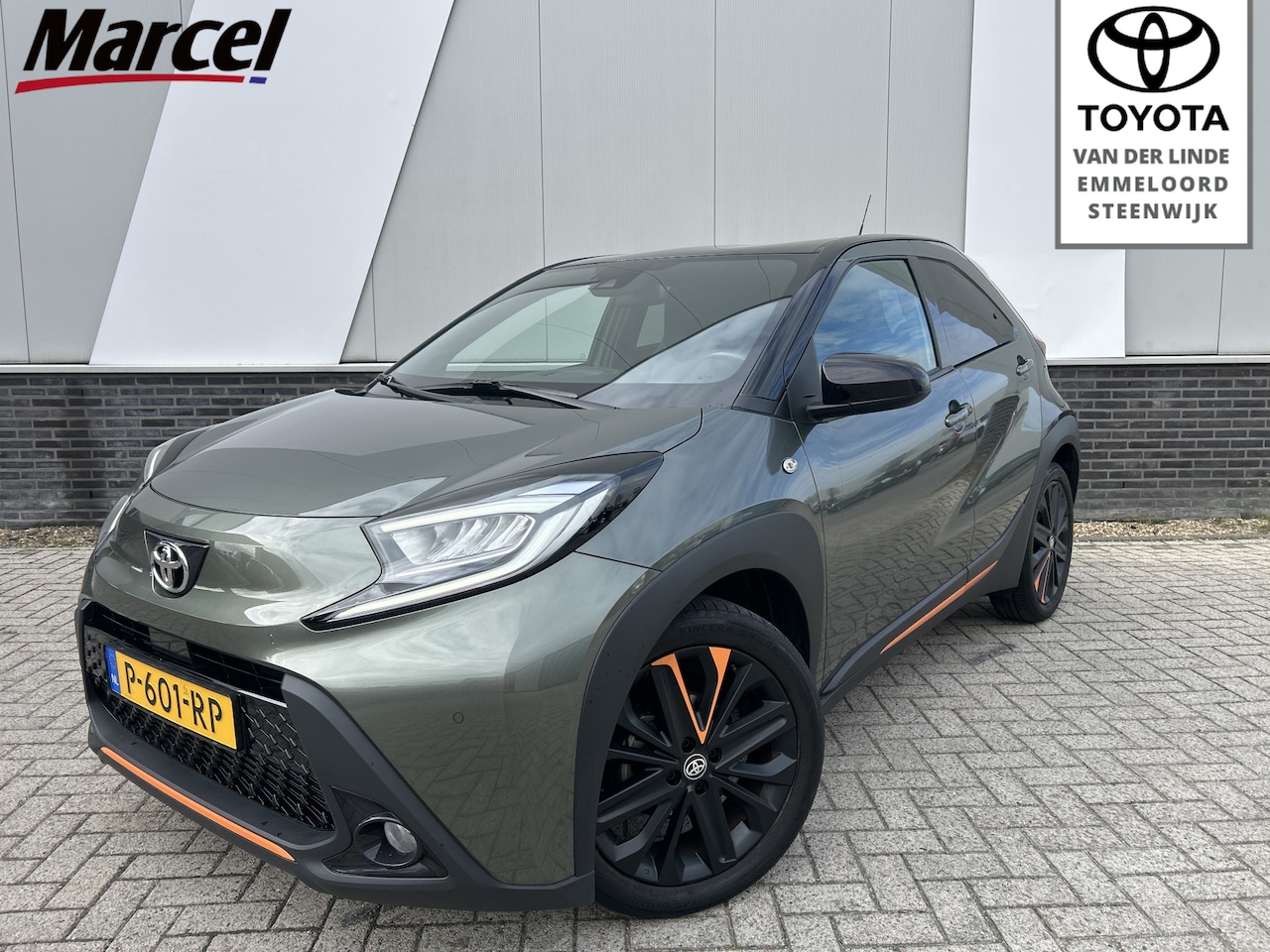 Toyota Aygo X - 1.0 VVT-i S-CVT Limited Automaat Navi keyless 1e eign - AutoWereld.nl