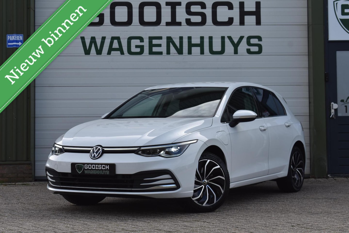 Volkswagen Golf - 1.4 eHybrid Style | Trekhaak | Camera | Carplay | - AutoWereld.nl