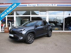 Toyota Yaris Cross - 1.5 HYBRID 115 First Edition, Trekhaak, Stoel/stuur verw, Camera , DAB