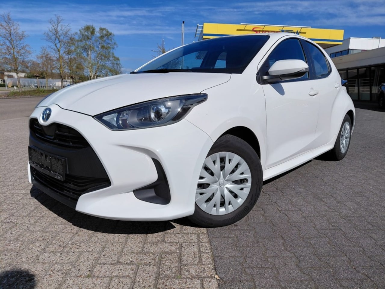 Toyota Yaris - 1.5 HYBRID CAMERA NAVI - AutoWereld.nl