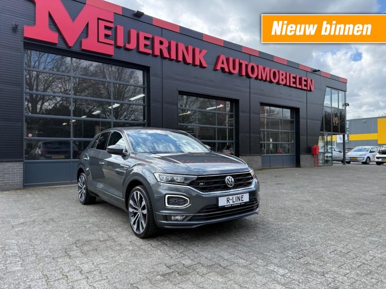 Volkswagen T-Roc - 1.5 TSI BJ.2019 R-LINE ACC CAMERA TREKHAAK LED - AutoWereld.nl