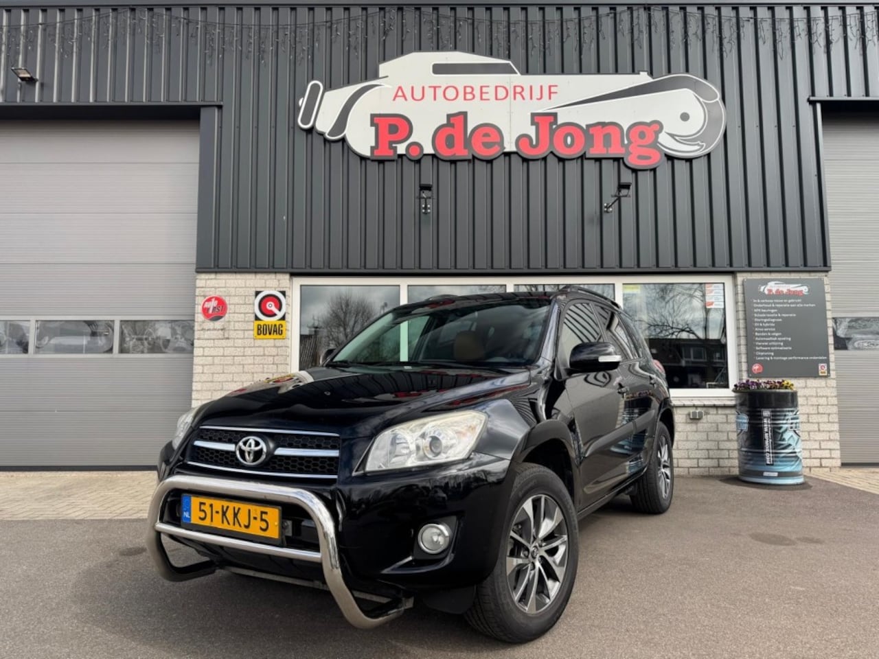 Toyota RAV4 - 2.0 VVTI 2WD Trekhaak Carplay Leder Origineel NL super onderhouden - AutoWereld.nl