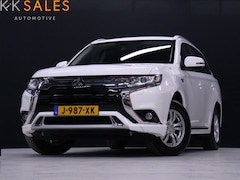 Mitsubishi Outlander - 2.4 PHEV Pure [STOELVERWARMING, ACHTERUITRIJCAMERA, CRUISE CONTROL, PARKEERSENSOREN V+A, M