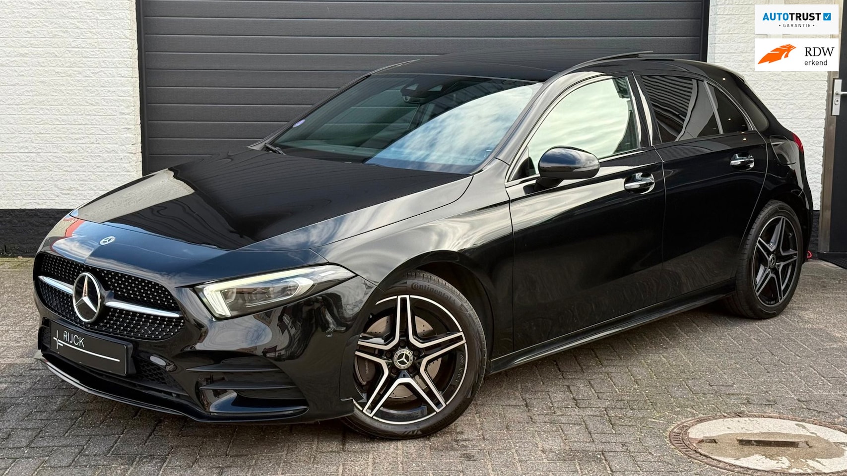 Mercedes-Benz A-klasse - 250 e AMG| Pano | Burmester | HUD | Dealer OH | Memory | Multibeam led - AutoWereld.nl