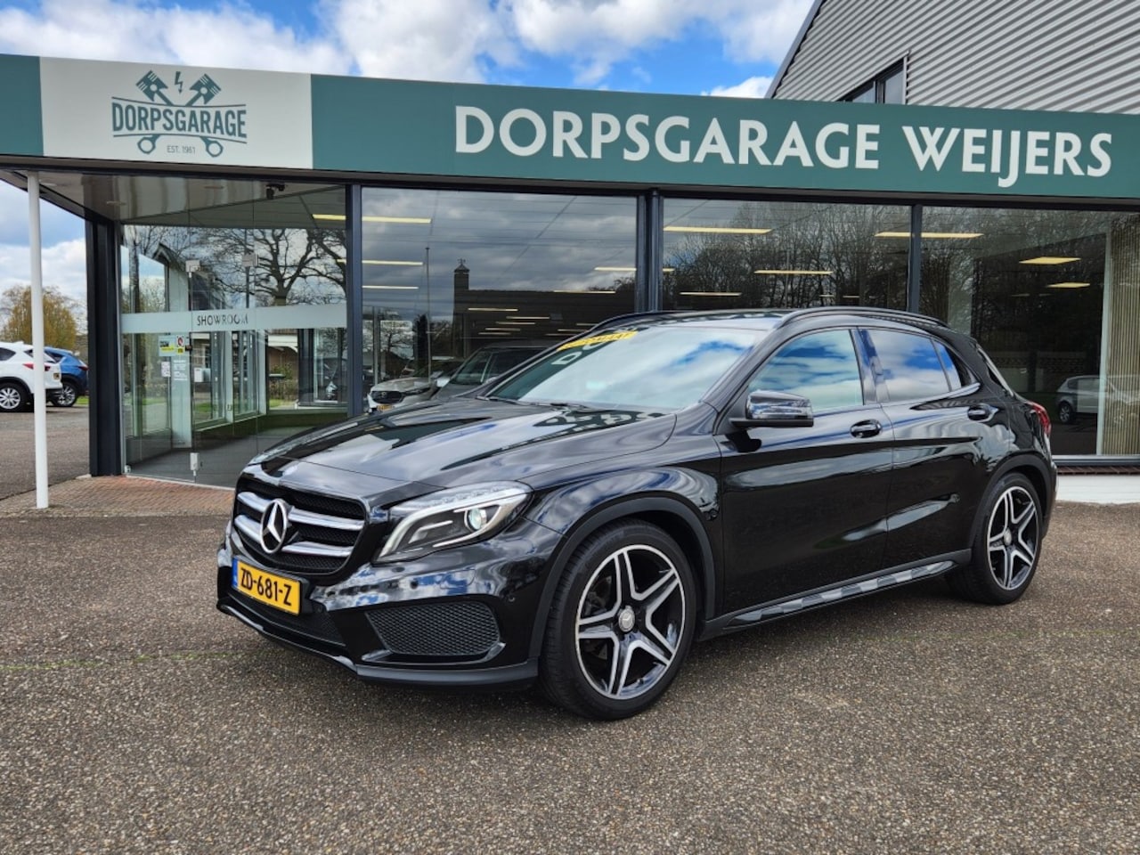 Mercedes-Benz GLA-Klasse - 200 Prestige AMG, Automaat, Navi, 19 inch, Sportstoelen, Bi-Xenon, Stoelverwarming - AutoWereld.nl