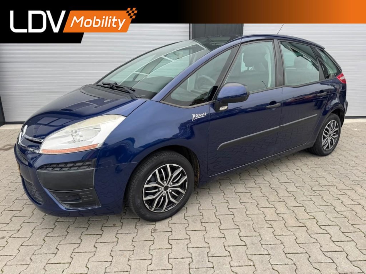 Citroën C4 - 1.8-16V SEDUCTTION / 5-persoons / Trekhaak. - AutoWereld.nl