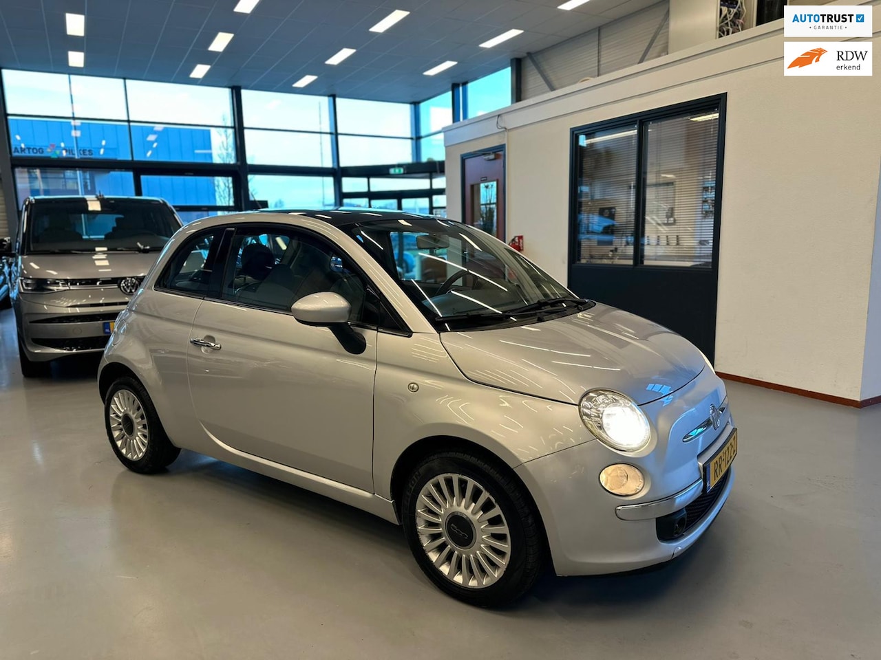 Fiat 500 - 1.2 Lounge Airco Panoramadak CarPlay - AutoWereld.nl