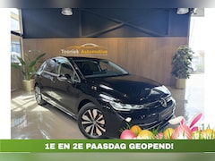 Volkswagen Golf - 1.5 eHybrid Life Edition Navigatie Airco LMV PDC