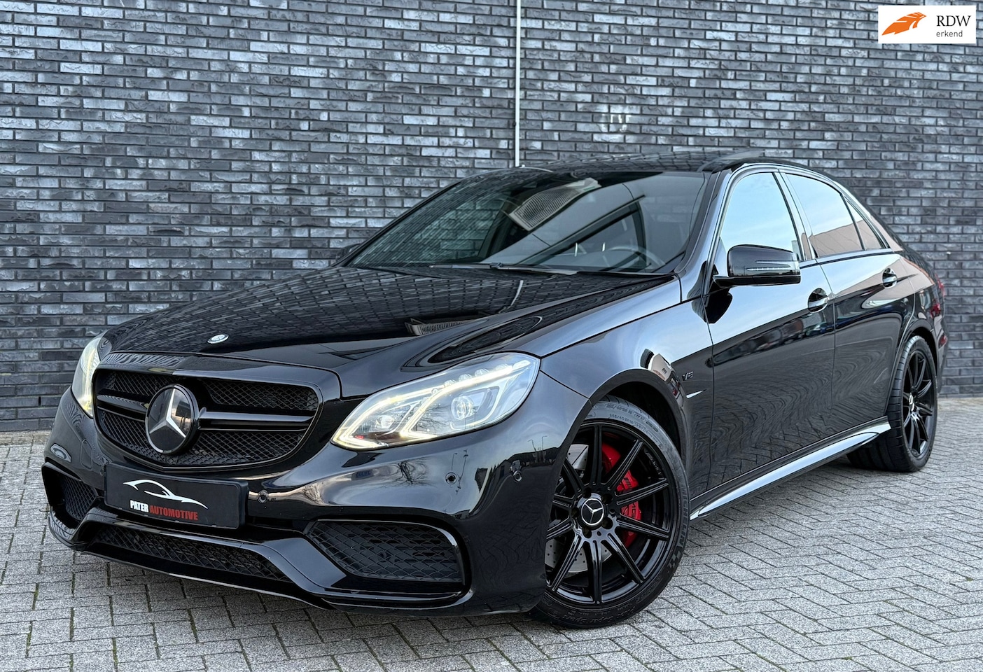 Mercedes-Benz E-klasse - AMG 63 730pk|Panorama|Camera|Memory|Harman Kardon|Blind Spot - AutoWereld.nl