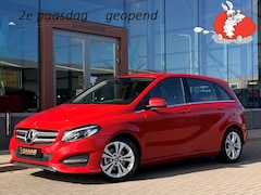 Mercedes-Benz B-klasse - B180 | Navi | Half leder | Stoelverwarming | Trekhaak | Sfeerverlichting