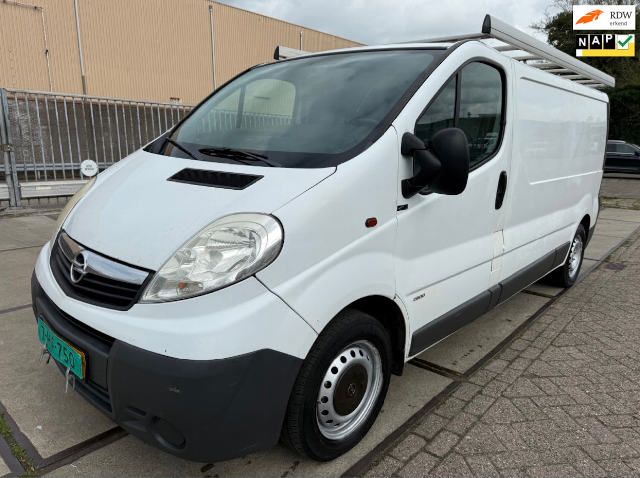 Opel Vivaro - 2.0 CDTI L2H1 2.0 CDTI L2H1 - AutoWereld.nl