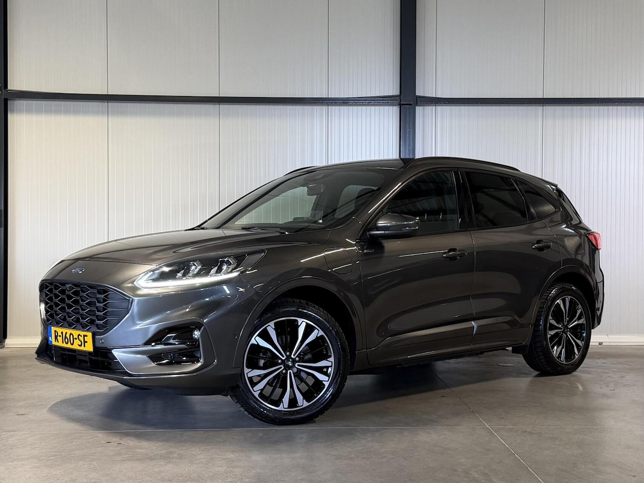 Ford Kuga - 2.5 PHEV ST-Line X Virtual B&O Head-up Camera VOL! - AutoWereld.nl
