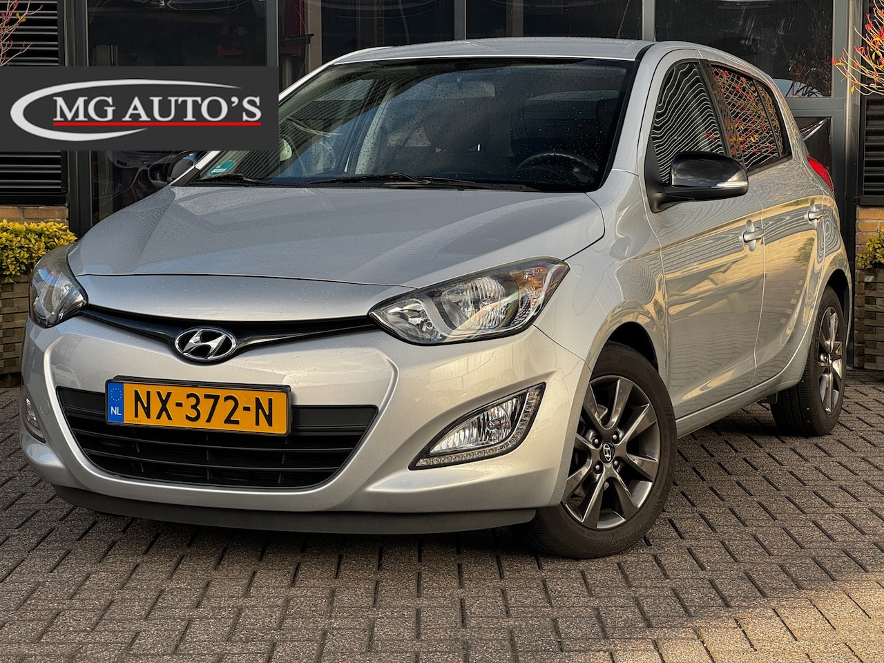 Hyundai i20 - 1.2i i-Drive | Cruise Control | Airconditioning | - AutoWereld.nl