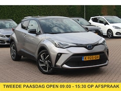Toyota C-HR - 2.0 Hybrid Bi-Tone / Trekhaak / Camera / Leder / 18'' / Navigatie / Keyless / DAB / ACC