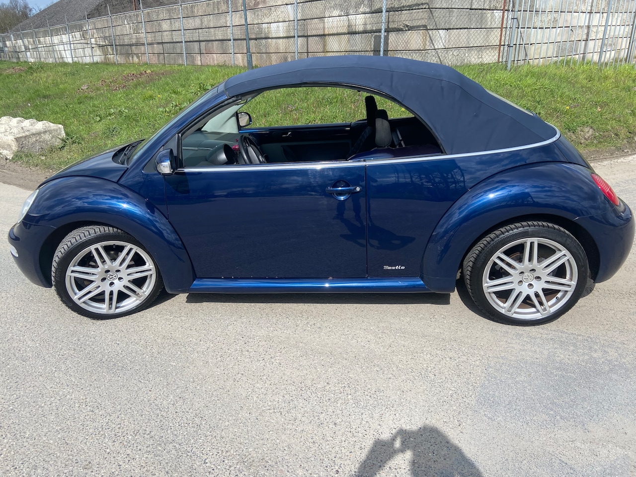 Volkswagen New Beetle Cabriolet - 1.4 - AutoWereld.nl