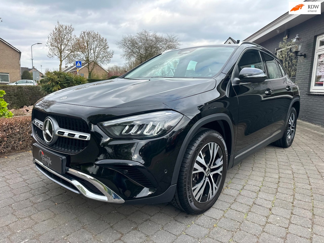 Mercedes-Benz GLA-Klasse - 250 e, Pano, Led, Camera - AutoWereld.nl