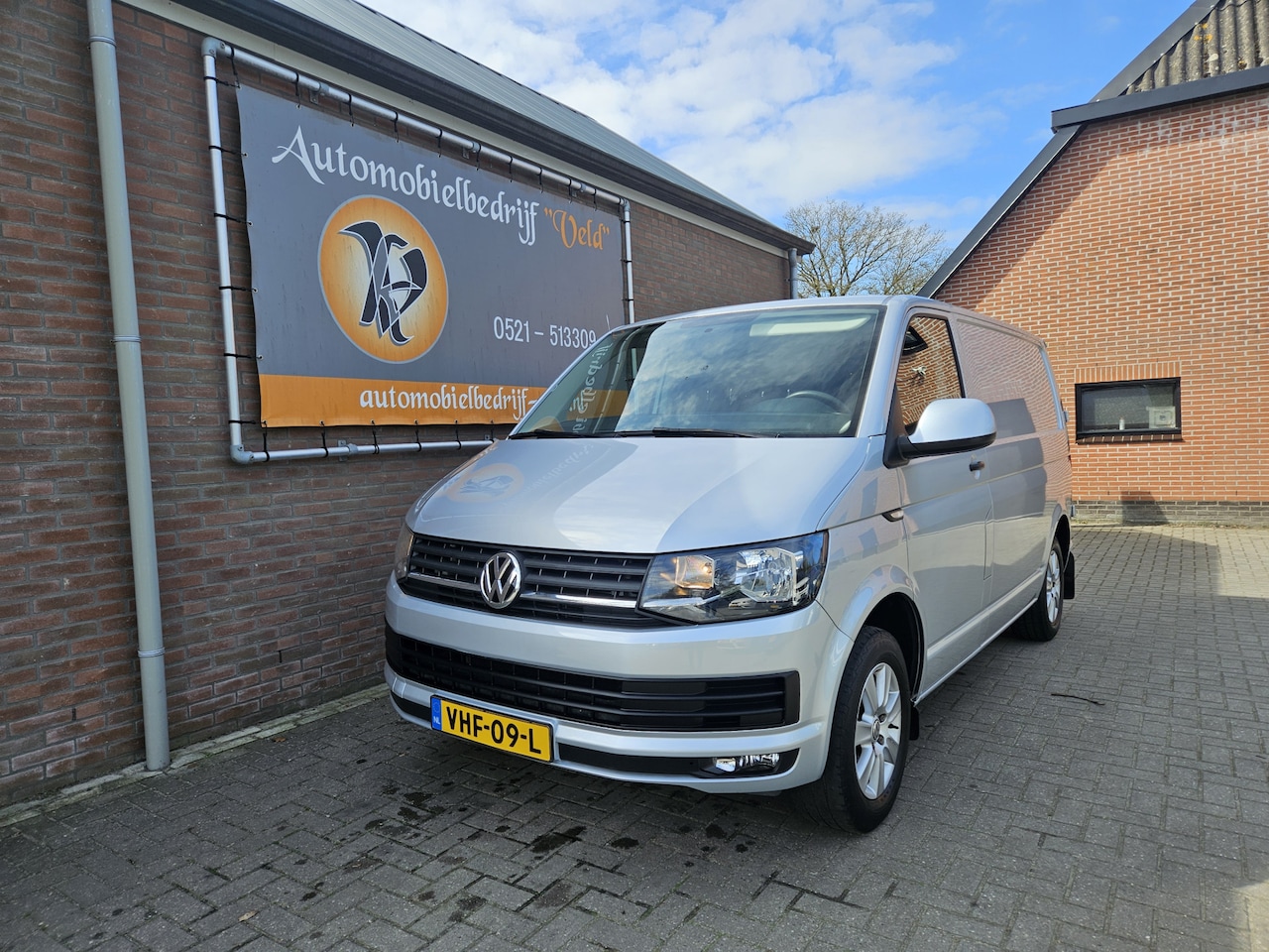 Volkswagen Transporter - 2.0 TDI L1H1 Highline 2.0 TDI L1H1 Highline - AutoWereld.nl