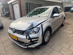 Volkswagen Golf - 1.2 TSI Trendline 5deurs schadeauto