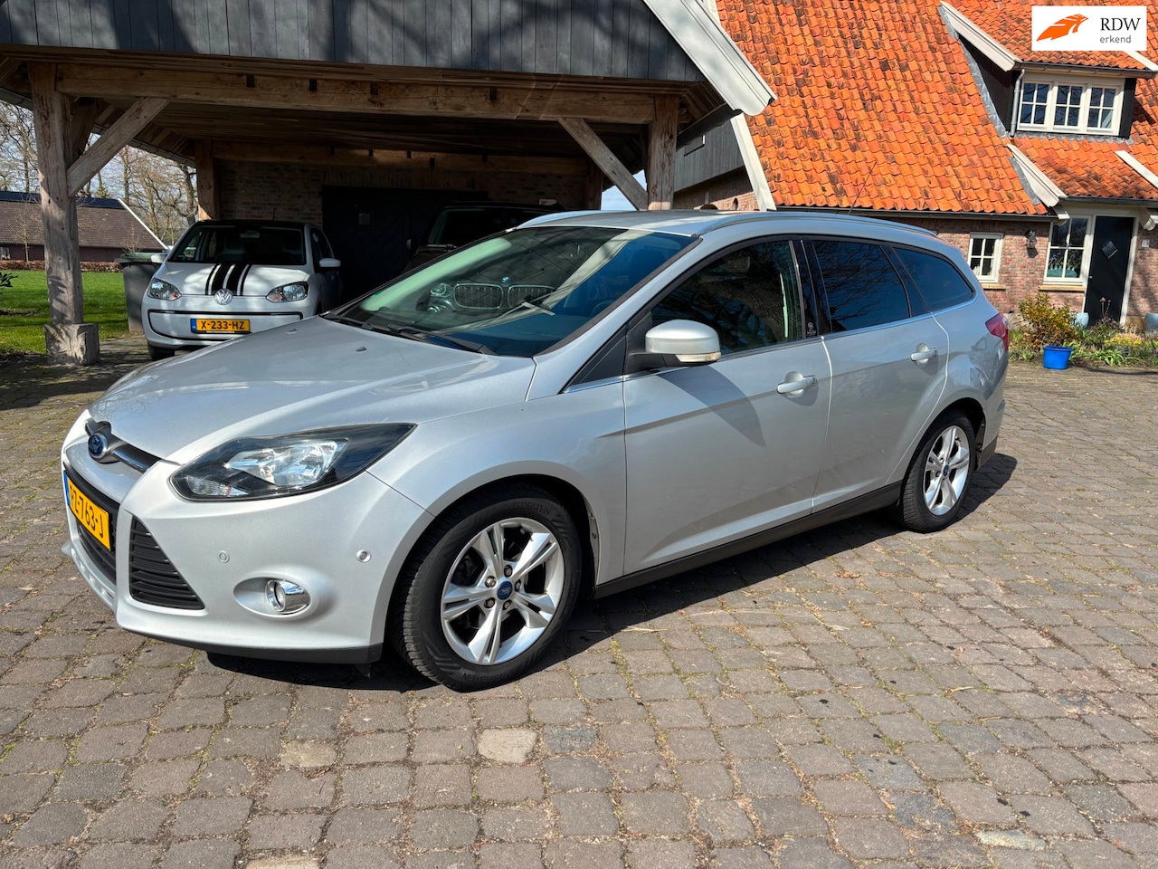 Ford Focus Wagon - 1.0 EcoBoost Titanium 1.0 EcoBoost Titanium - AutoWereld.nl