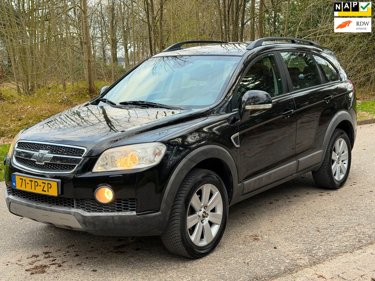 Chevrolet Captiva - 3.2i Executive 2007 Automaat Zwart Leder 4x4 - AutoWereld.nl